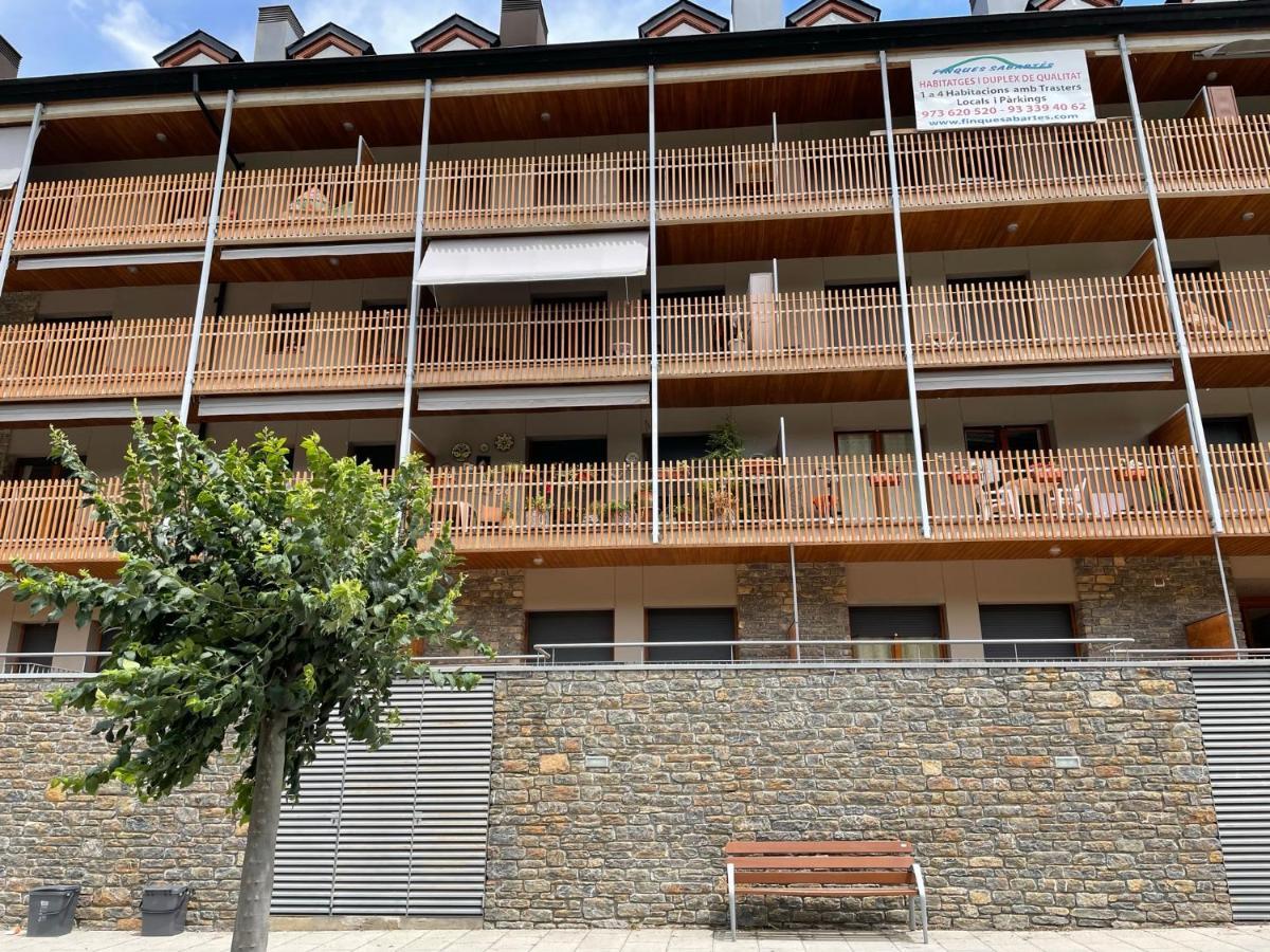 Precioso Calido Apartamento En Sort Con Terraza Apartment Exterior photo